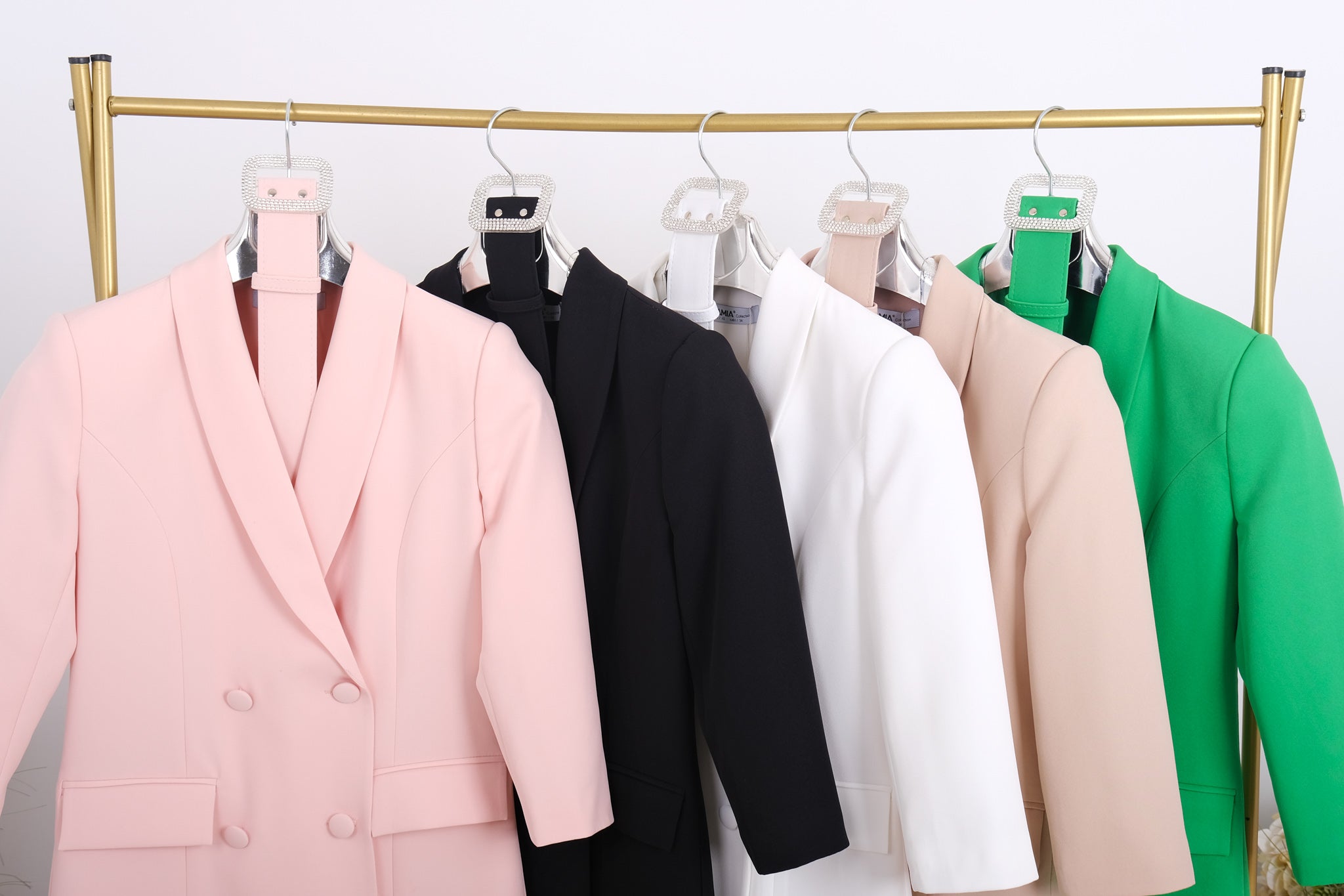 "SAKO QUEEN" - Elegantní dámský blazer s opaskem