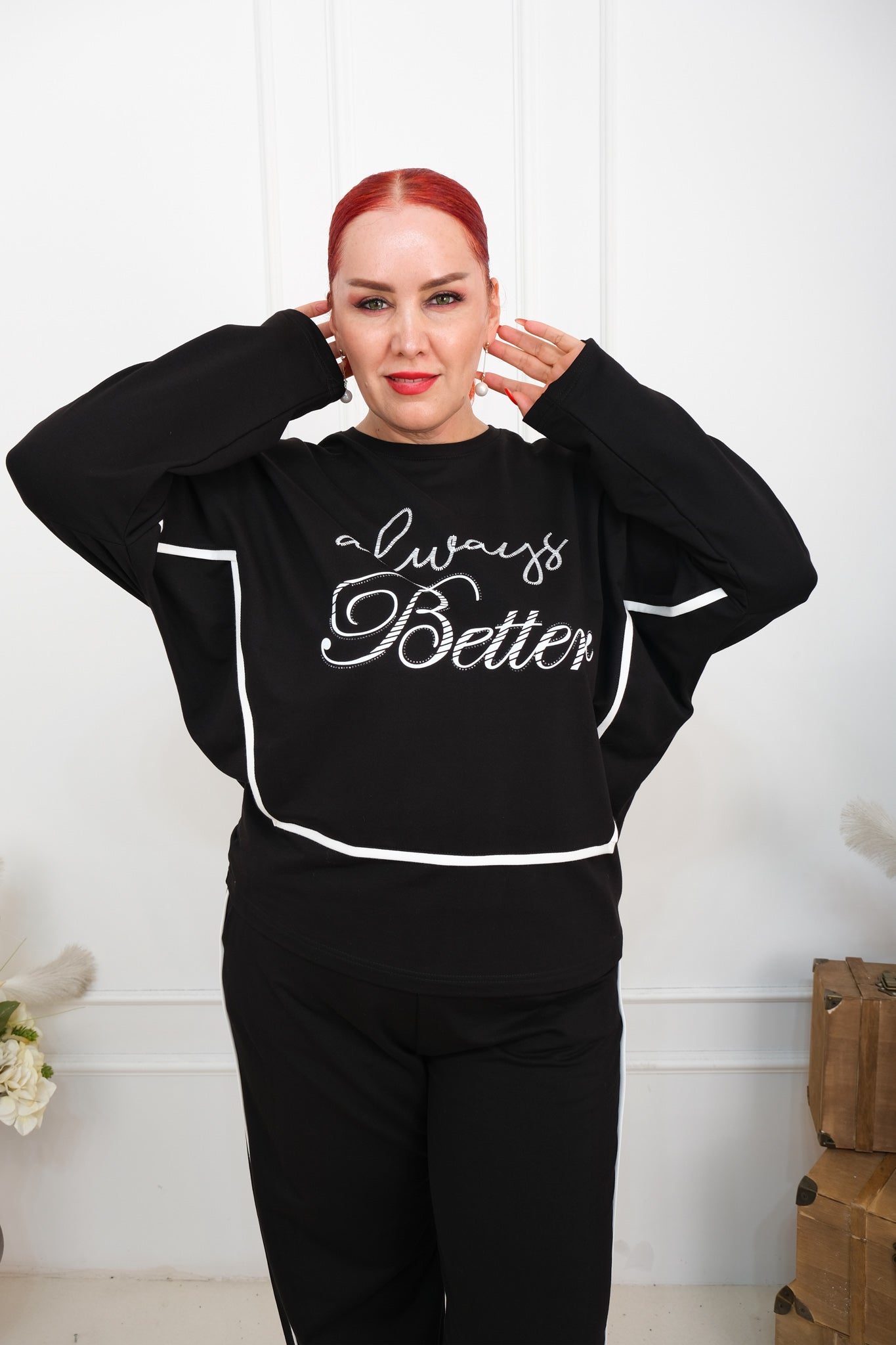 Dámská černobílá souprava "Always Better" se širokými nohavicemi