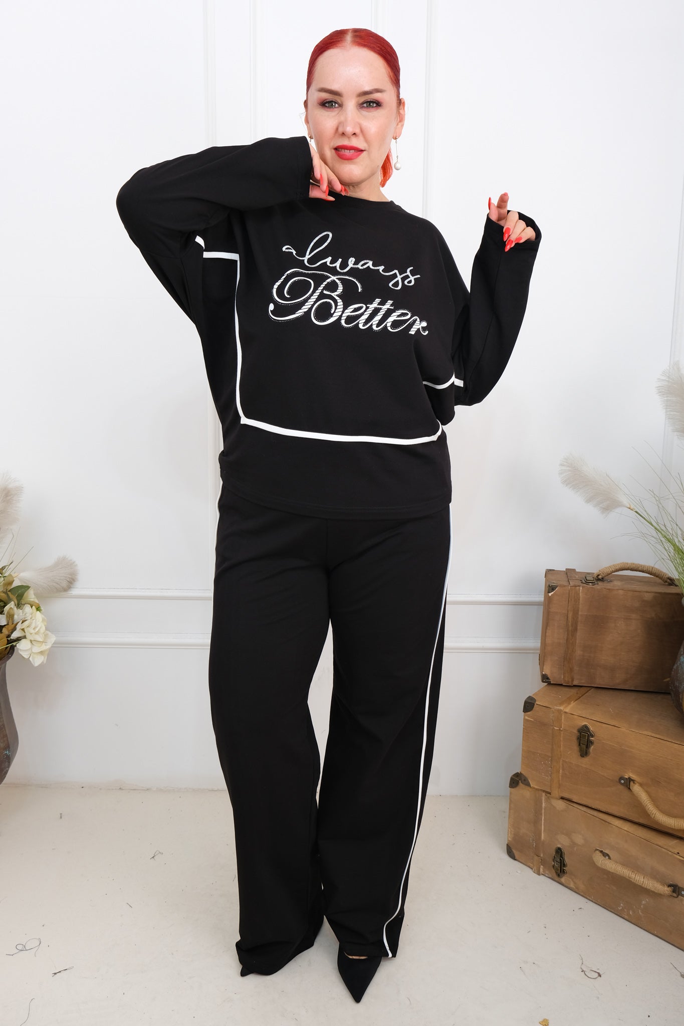 Dámská černobílá souprava "Always Better" se širokými nohavicemi