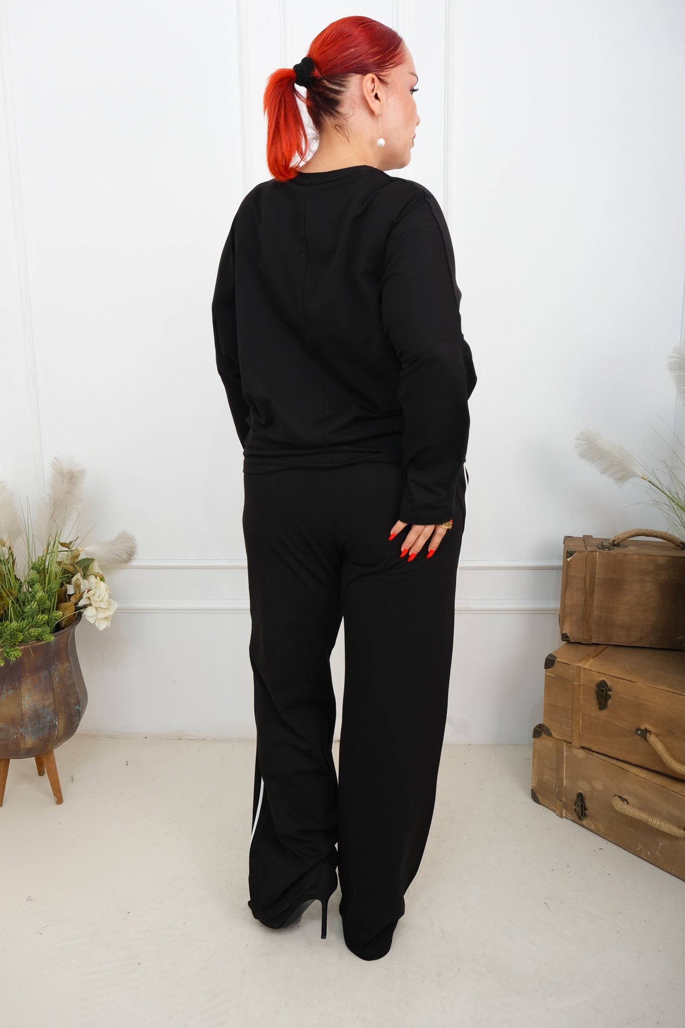 Dámská černobílá souprava "Always Better" se širokými nohavicemi