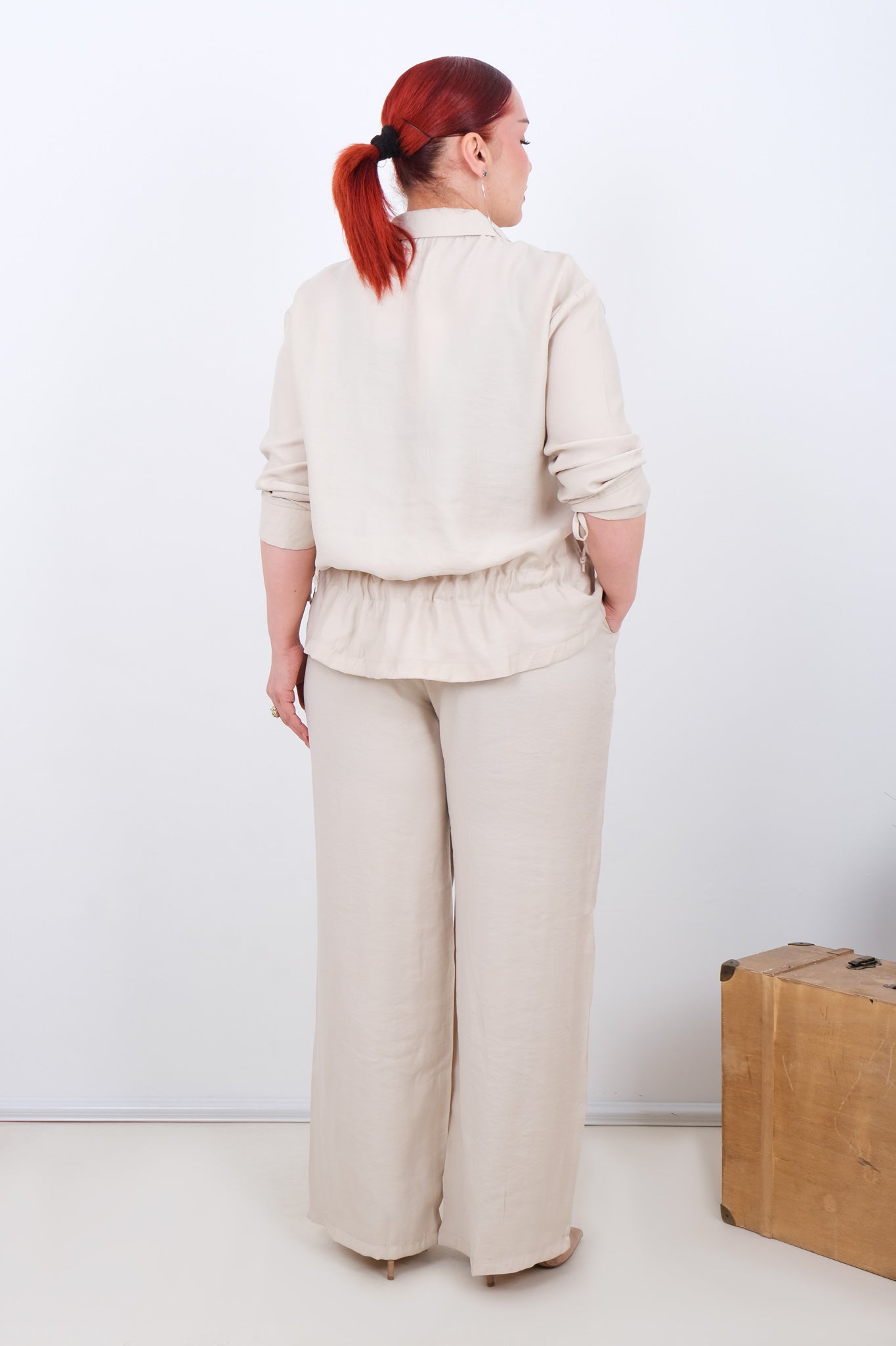 Luxusní dámský komplet modal - košile s krajkou a široké kalhoty