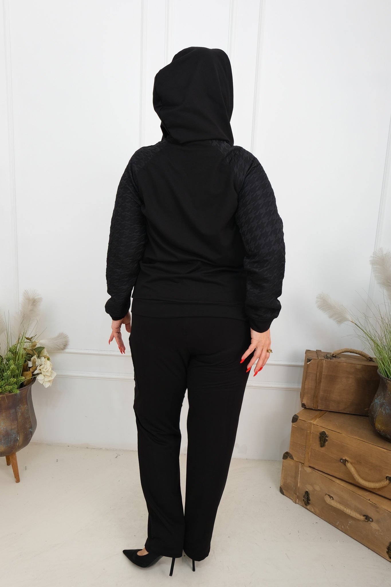 Dámský elegantní dvoudílný komplet LF s kamínky