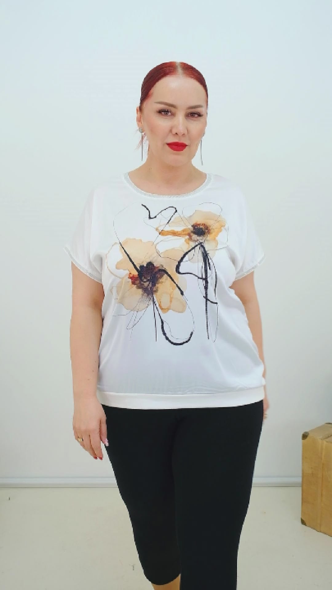 Halenka s květinovým duem