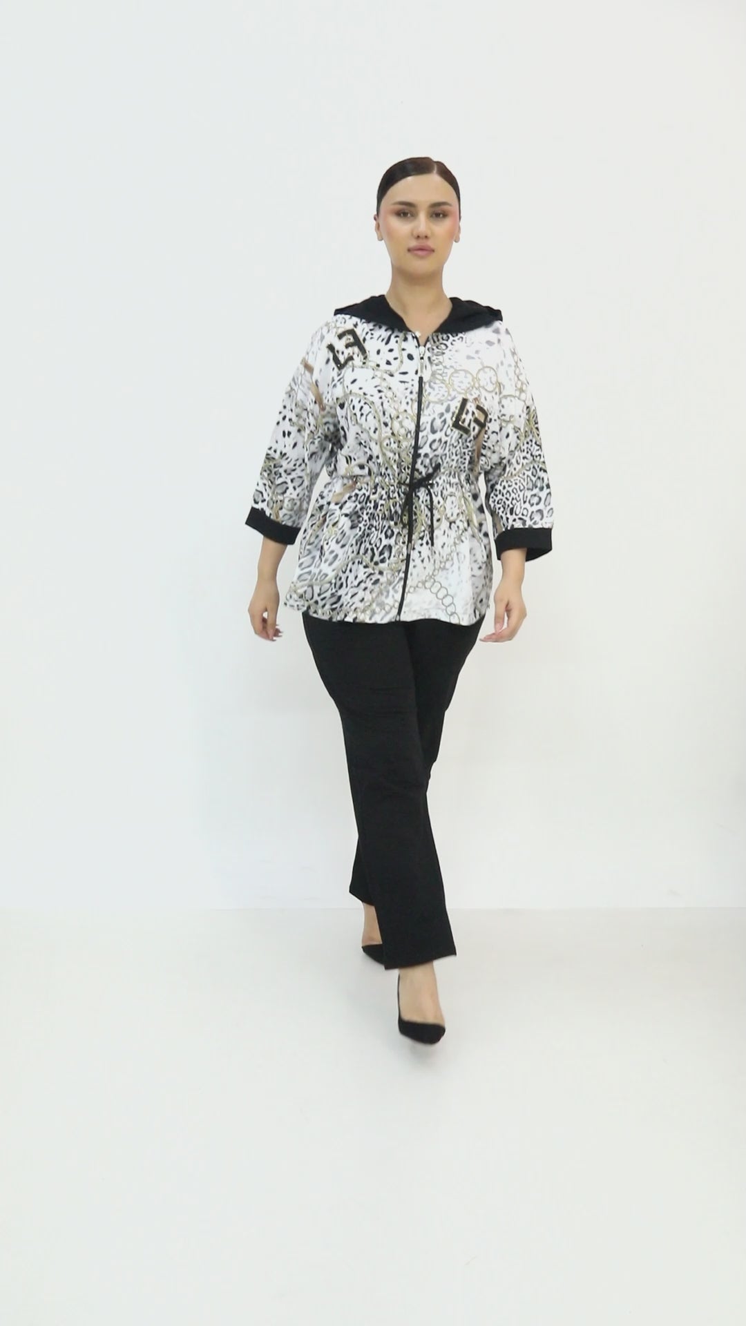 Tepláková souprava bilý leopard ve zlatých řetezích