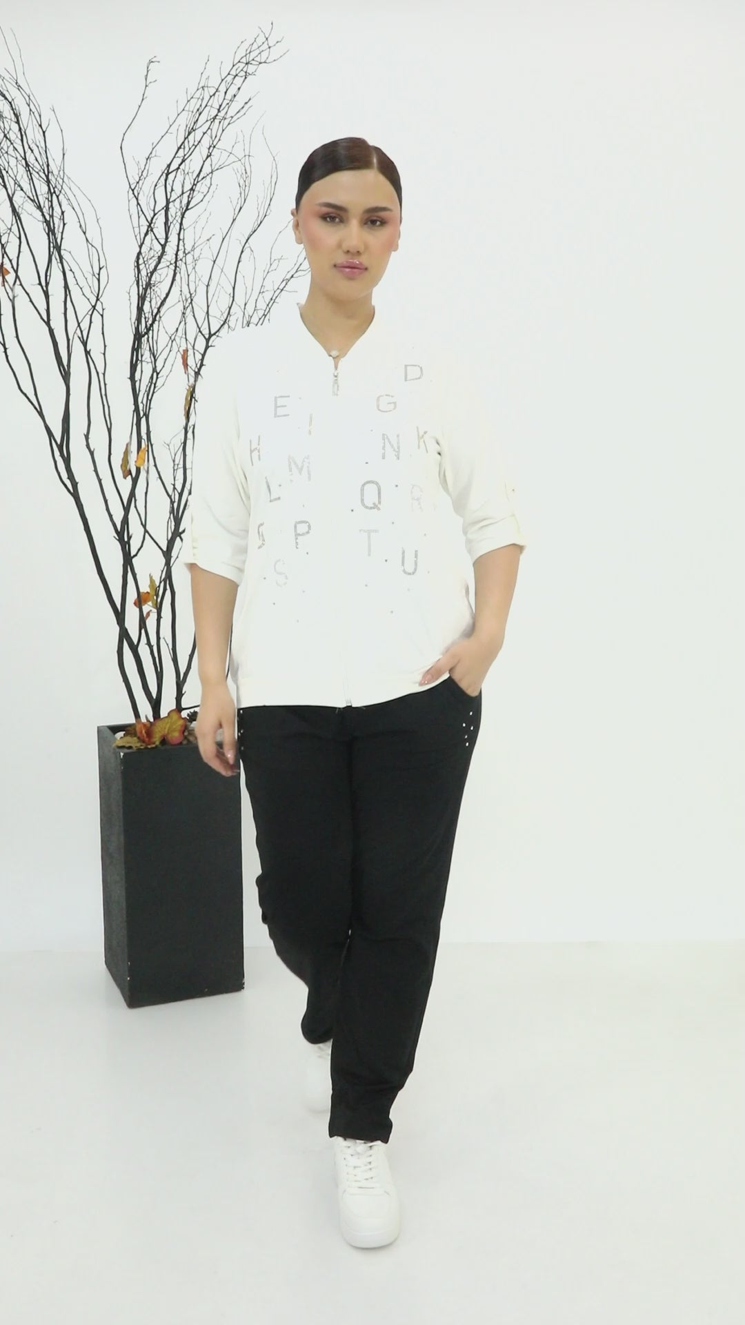 "ALPHABET CHIC" - Dámský komplet s třpytivými písmeny