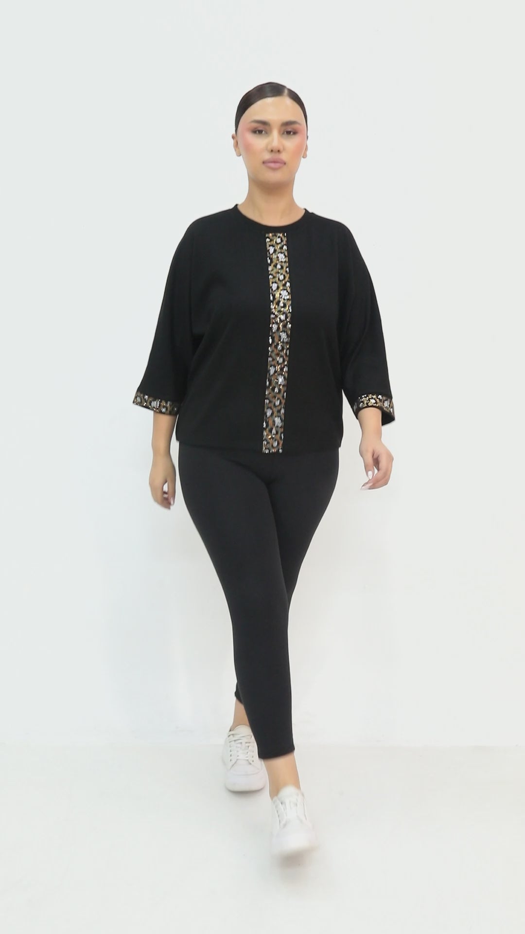 Dámská halenka Leopard Glam se zlatými kamínky - 4 barvy