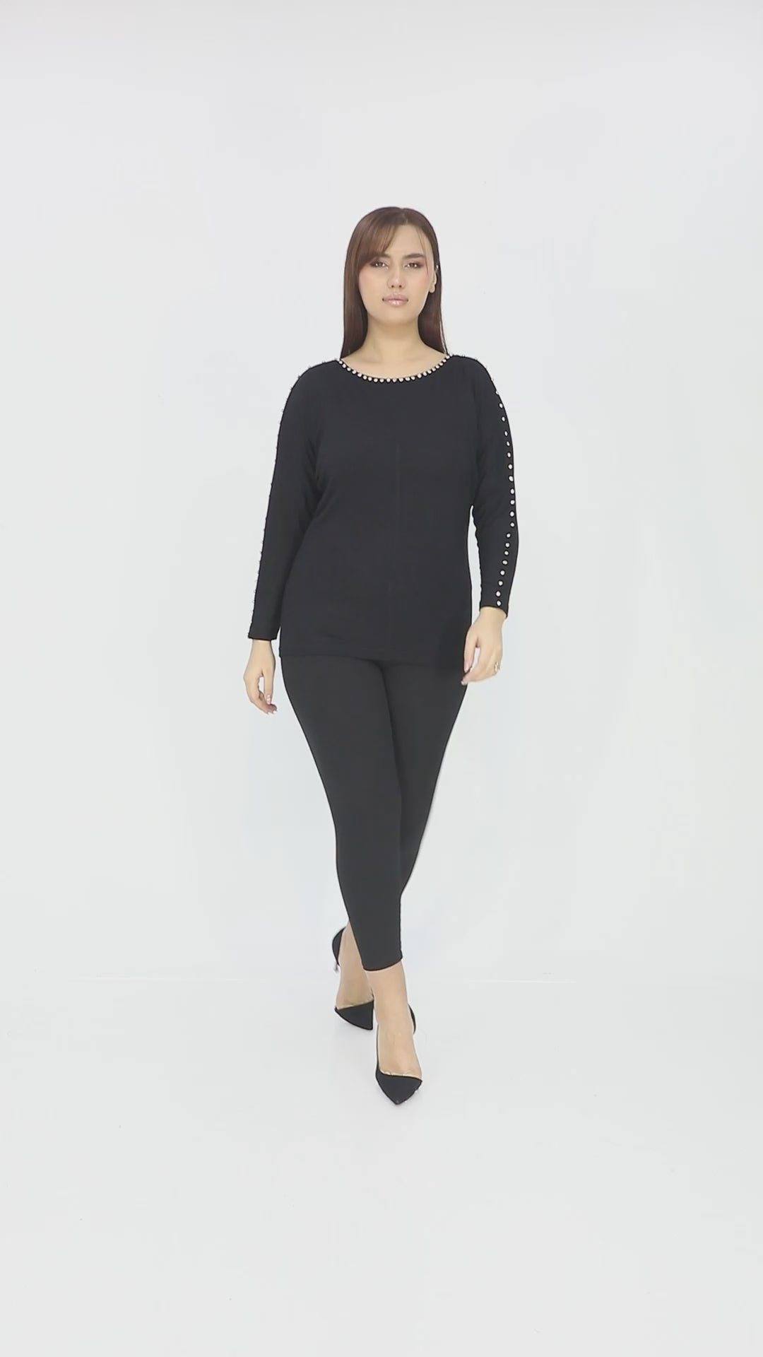 Ladná halenka se zdobenými rukávy