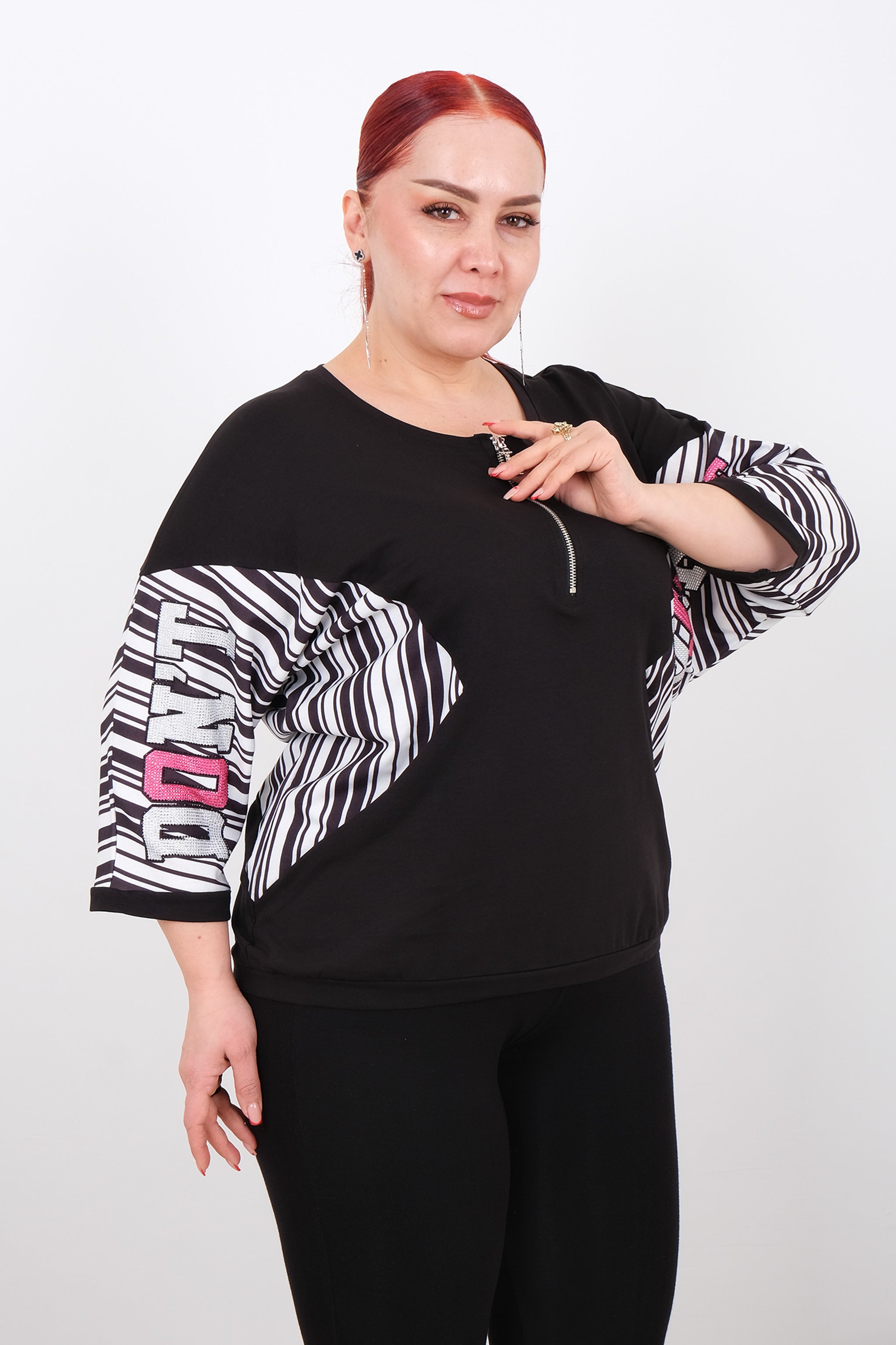 Mikina "don't touch me"