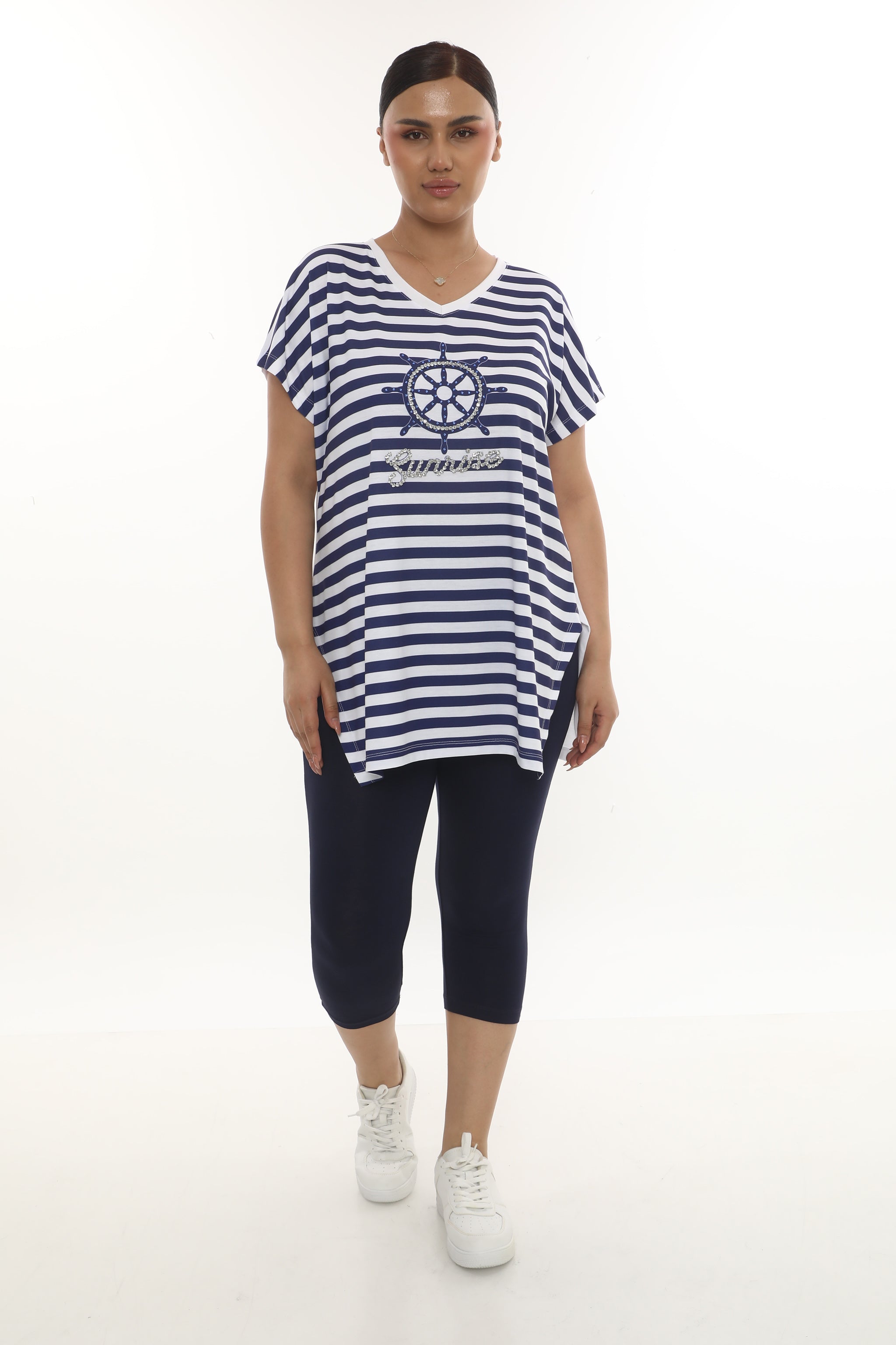 Dvoudílný komplet s nádechem Marine stylu