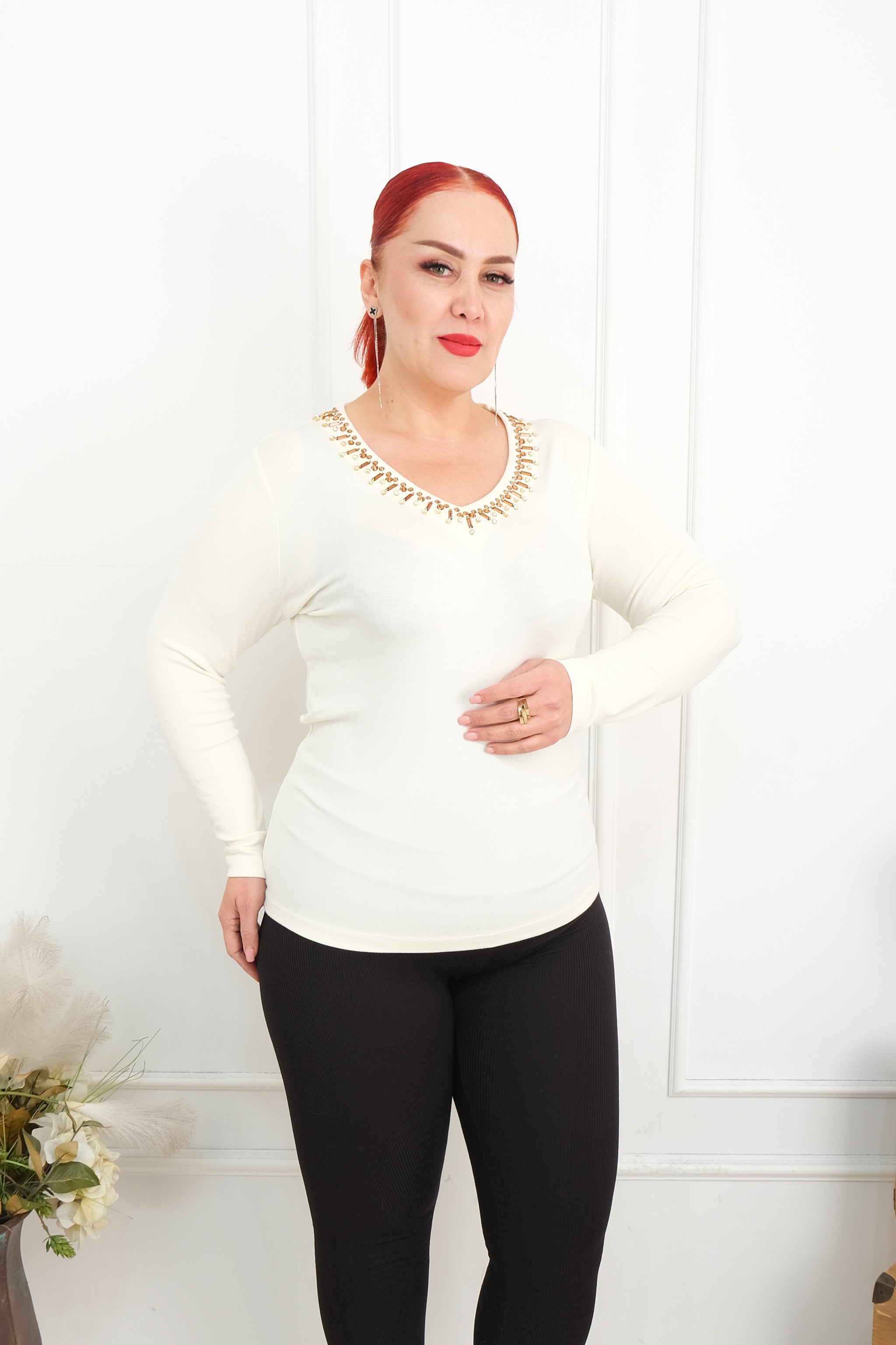 Něžná halenka kamínky a korálky