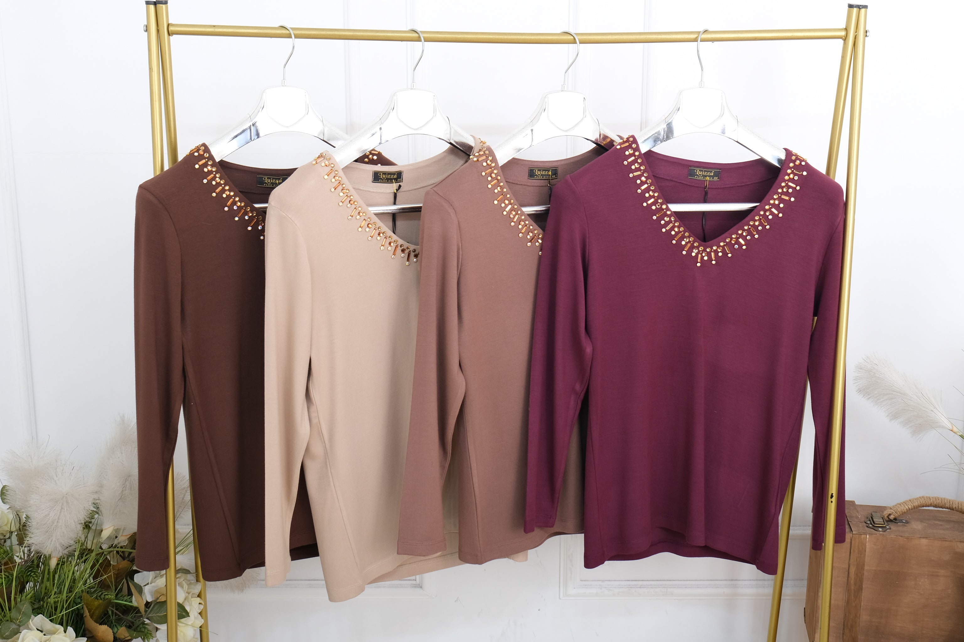 Něžná halenka kamínky a korálky