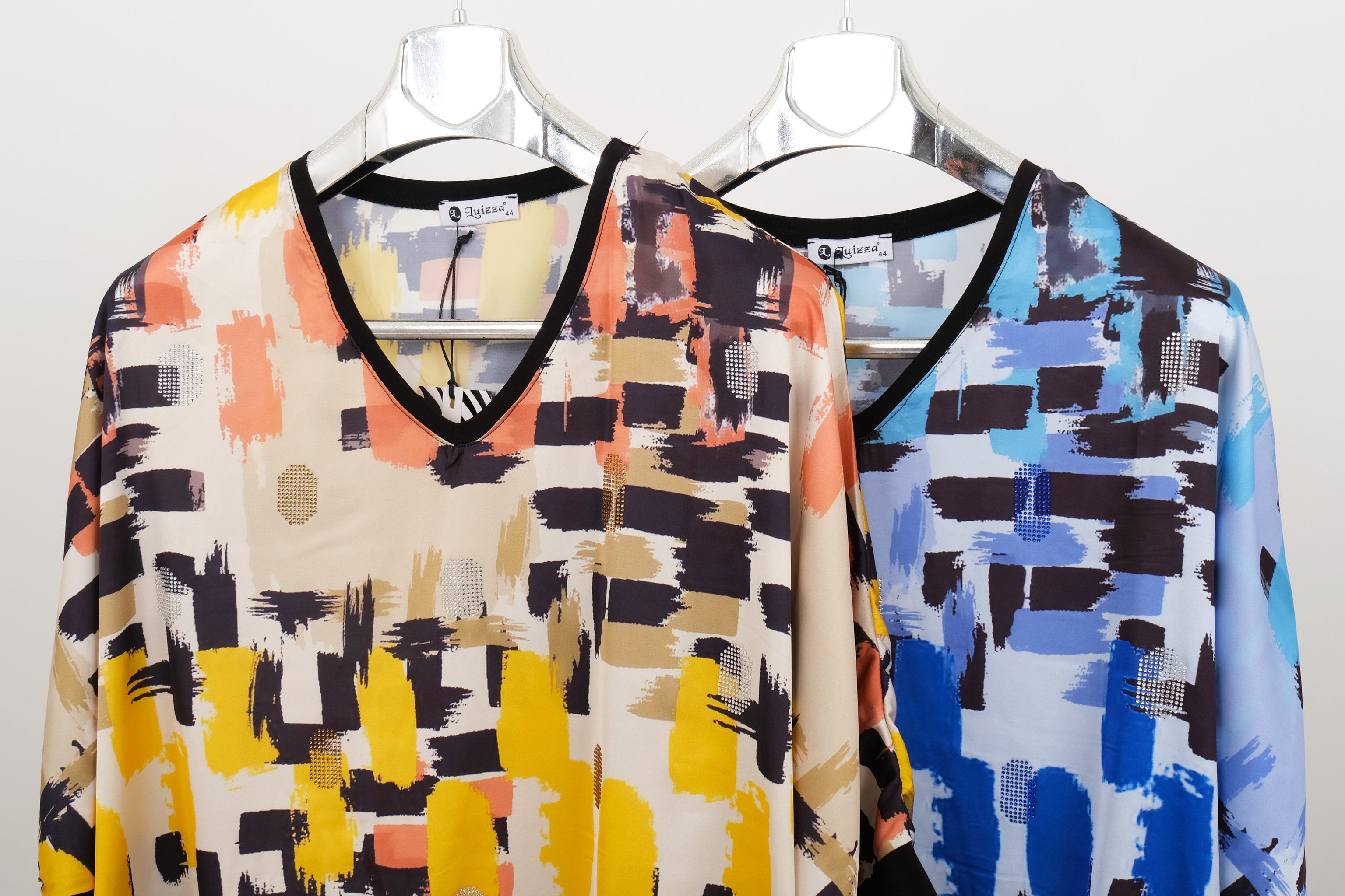 Halenka s efektem malířských tahů