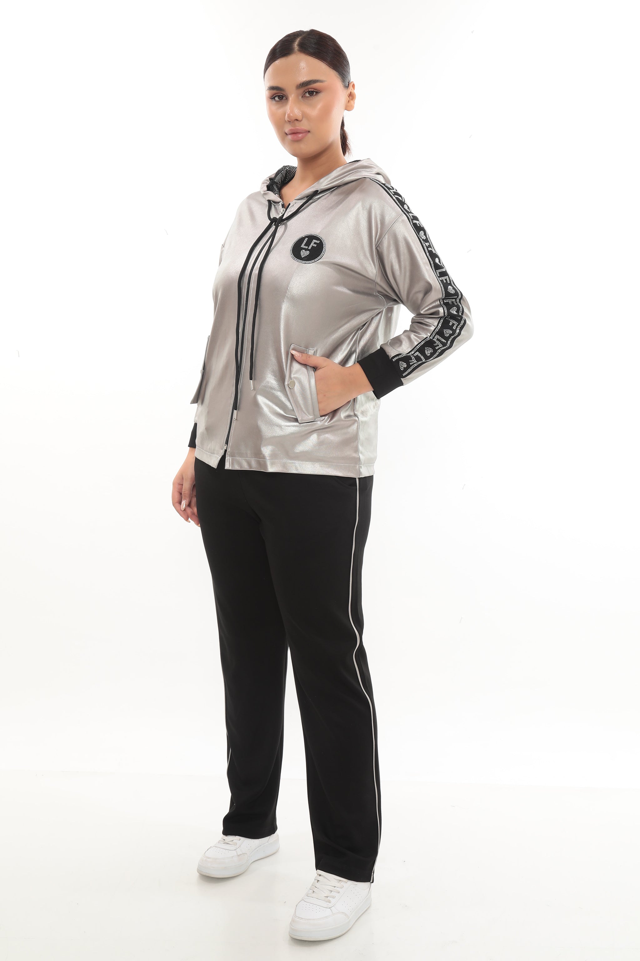 Dámský sportovní metalický komplet s pruhy na rukávech