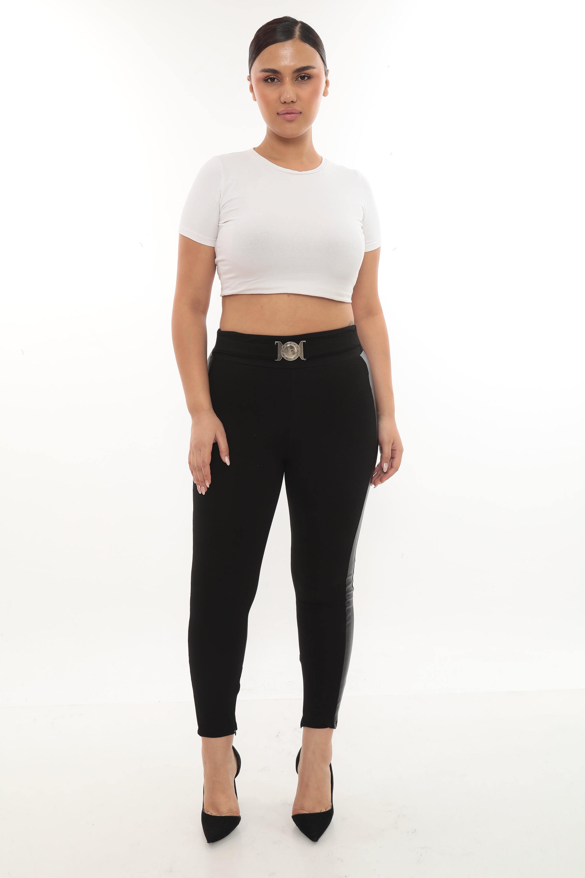 Černé elegantní kalhoty s pruhem a zipem