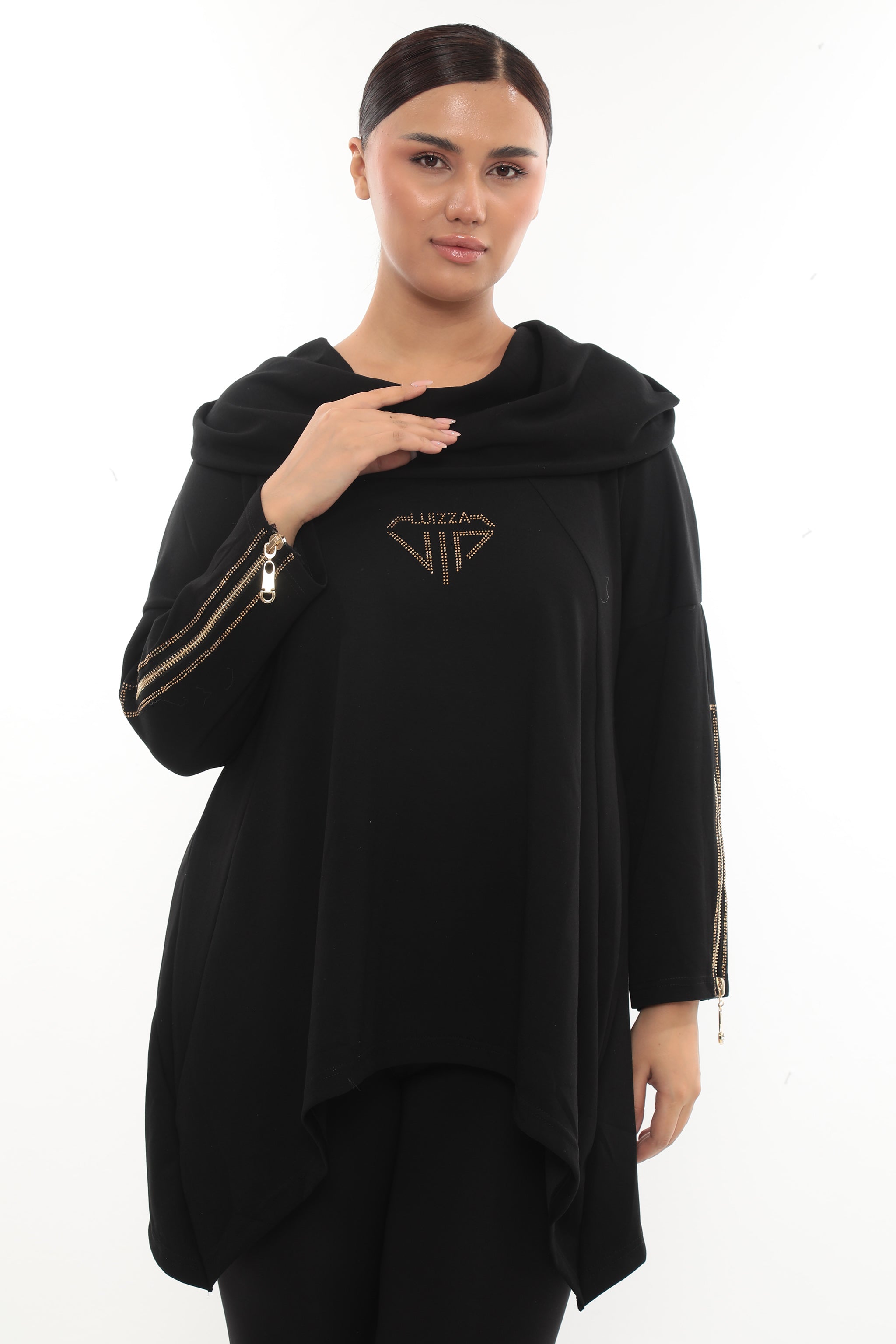 Dámská elegantní mikina s kapucí a zipovými detaily